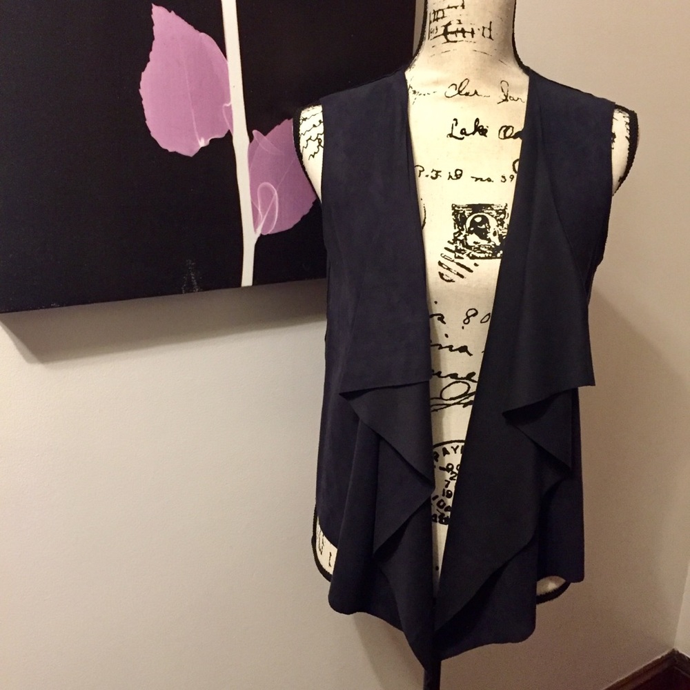 T Tahari Faux Suede Waterfall Vest Size S
